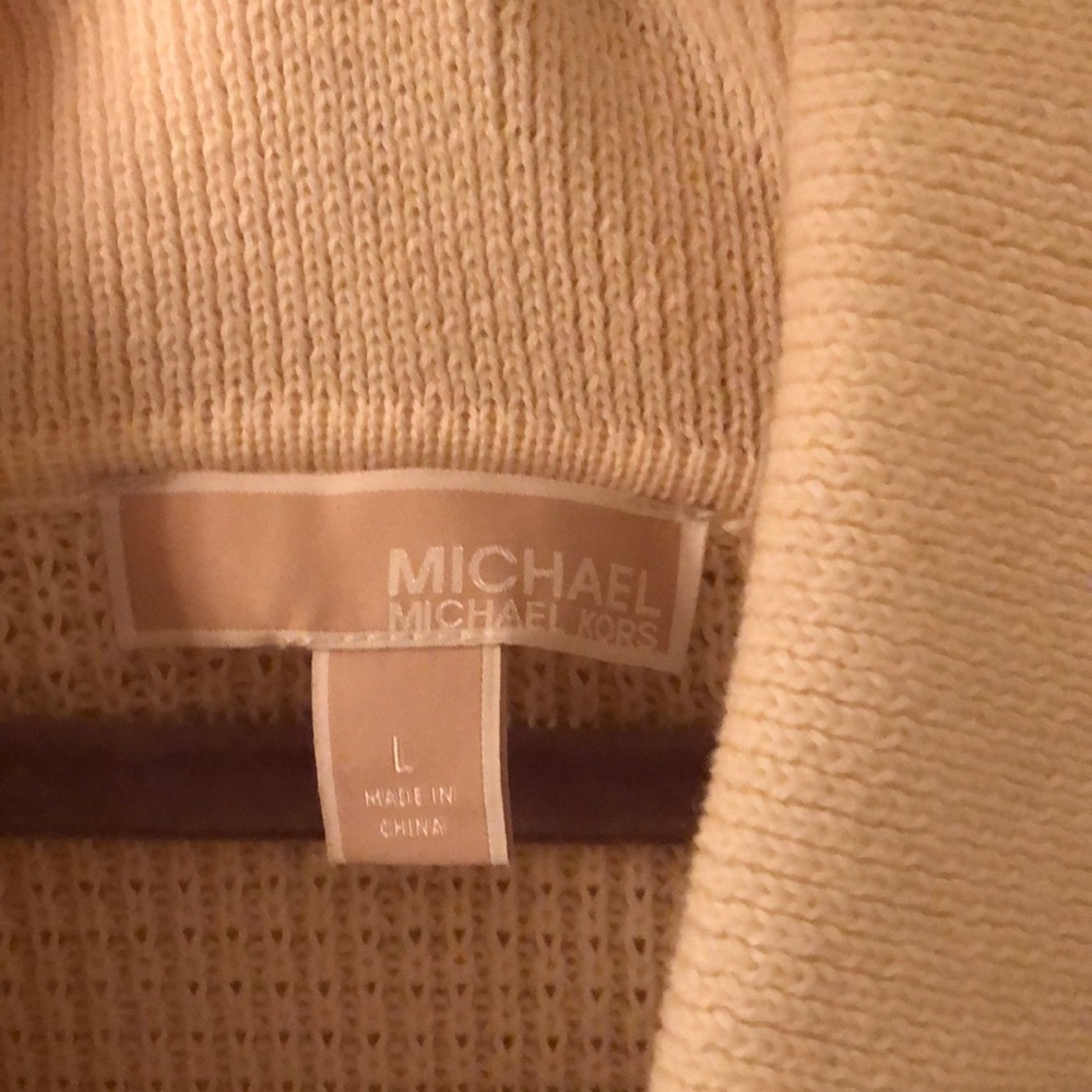 Sweater - Picture 3 of 4